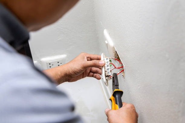 Professional Electrician in Fort Payne, AL